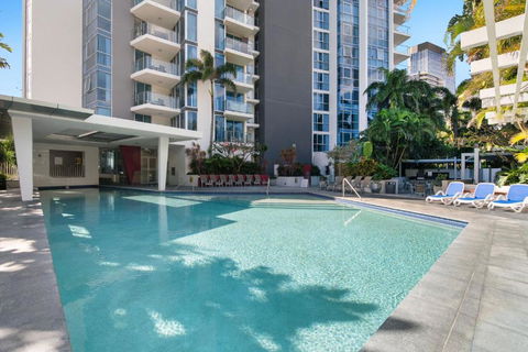 Artique 2 Bedroom Apartment Close To The Beach - CoastHM - Hotel Gold Coast 2