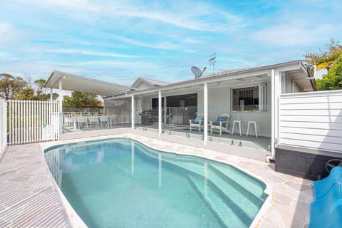 Ash Haven, 19 Ash St - Views, Pool, Air Con, Boat Parking, Wi-Fi - Hotel Gold Coast 2