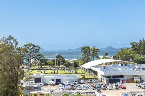 Ash Haven, 19 Ash St - Views, Pool, Air Con, Boat Parking, Wi-Fi - Hotel Gold Coast 0