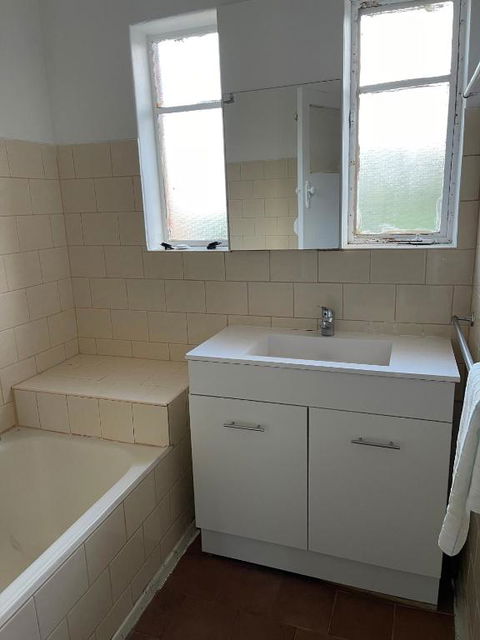 Ashburton Big Room For Rent - Hotel Gold Coast 4