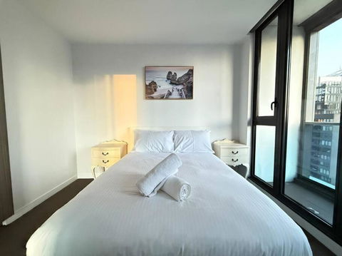 Astonishing 2B2B UpperWestSide Residence Opposite Southern Cross Station - Hotel Gold Coast 3