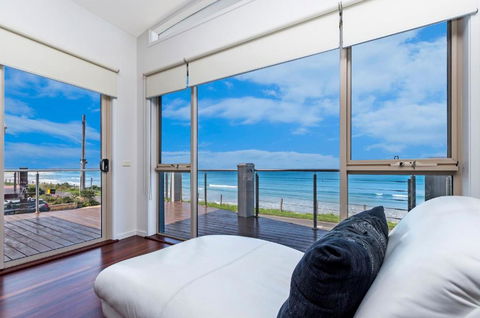 Auldys - Hotel Gold Coast 0