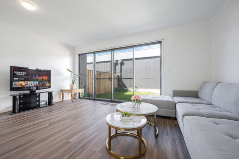 Austral Warm 4br House With Parking&WiFi - Hotel Gold Coast 0