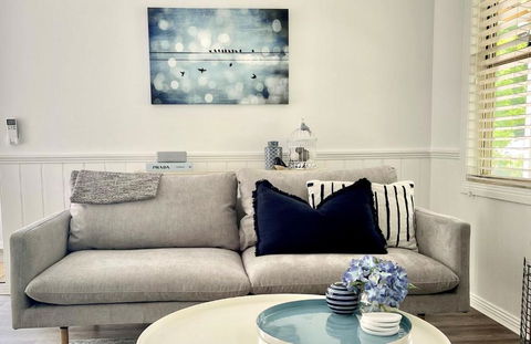 Autumn Beauty - Garden Cottage 4 - Hotel Gold Coast 2