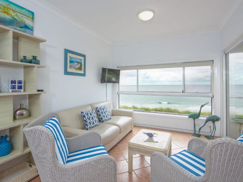 Avalon 1 - Hotel Gold Coast 0