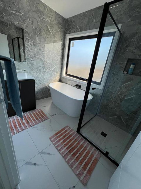 Avenue - Hotel Gold Coast 0