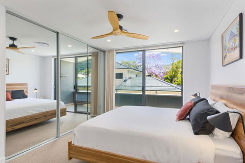 Avenue Escape - Contemporary Living At Corrimal - Hotel Gold Coast 4