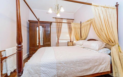 Azile 1875 Heritage Victorian Duplex - Hotel Gold Coast 4