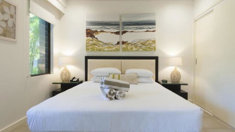 AZURE 125 Port Douglas - Hotel Gold Coast 2