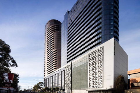 Art Series - The Chen - Hotel Gold Coast 0