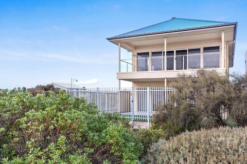 Avaya Sellicks Beachfront Getaway- Wifi - Hotel Gold Coast 4