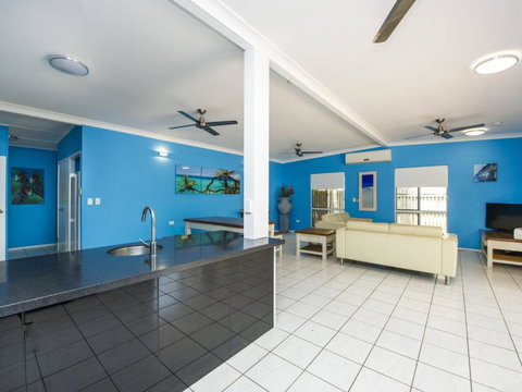 Azure On Geoffrey Bay - Hotel Gold Coast 4