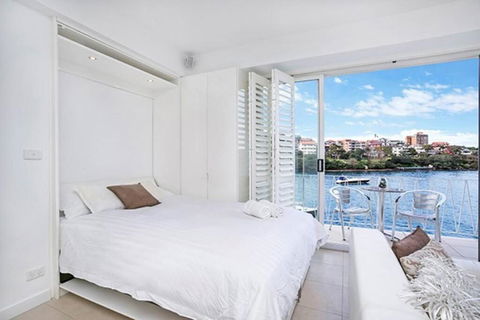 BADEN - Absolute Water Front Sydney Harbour Studio - Hotel Gold Coast 3