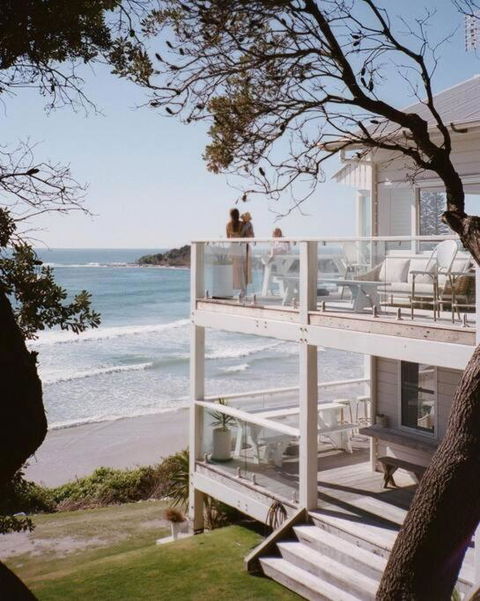 BAY PROPERTIES . Beach House Studio - Hotel Gold Coast 2