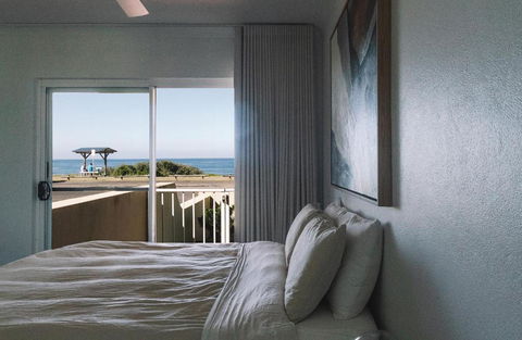 BAY PROPERTIES . Ocean Sounds - Hotel Gold Coast 4