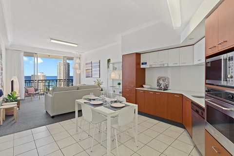 Chevron Renaissance Ocean View - Hotel Gold Coast 13