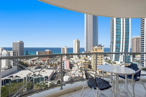 Chevron Renaissance Ocean View - Hotel Gold Coast 9
