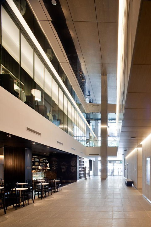 Hilton Surfers Paradise Hotel & Residences - Hotel Gold Coast 24