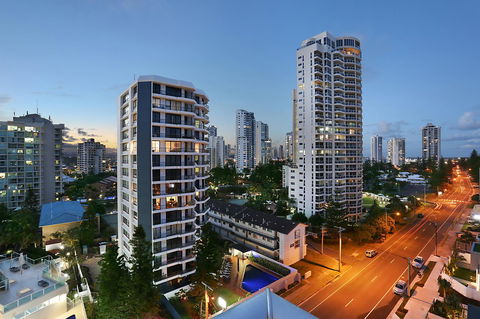 Hibiscus On The Beach - Hotel Gold Coast 20