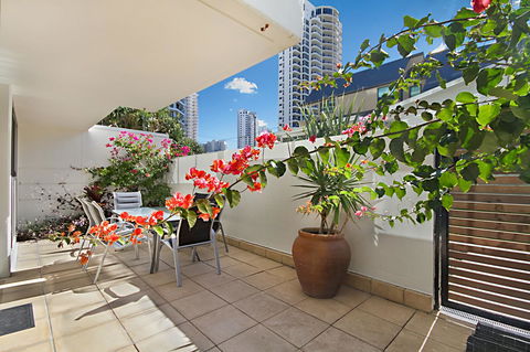 Hibiscus On The Beach - Hotel Gold Coast 35