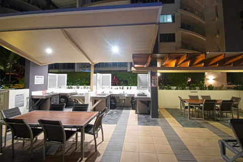 Trilogy Surfers Paradise - Hotel Gold Coast 16