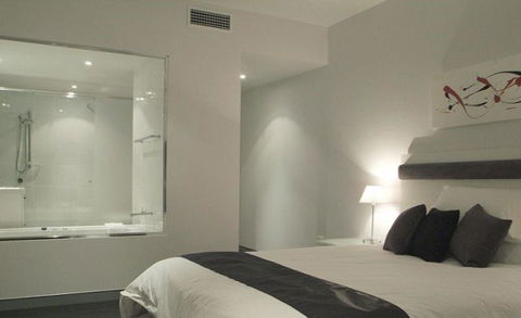 Hinchinbrook Holiday Apartments - Hotel Gold Coast 7