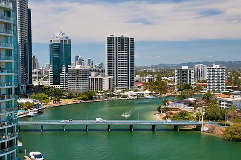 Spectrum Holiday Apartments - Hotel Gold Coast 25