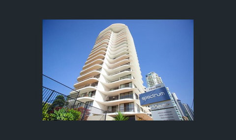 Spectrum Holiday Apartments - Hotel Gold Coast 1
