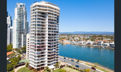 Spectrum Holiday Apartments - Hotel Gold Coast 3