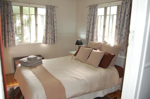 Boonah Cottage - Hotel Gold Coast 6