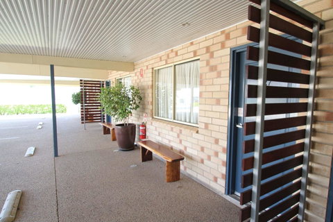Midlander Motor Inn - Hotel Gold Coast 29