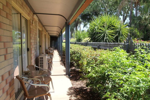 Midlander Motor Inn - Hotel Gold Coast 14