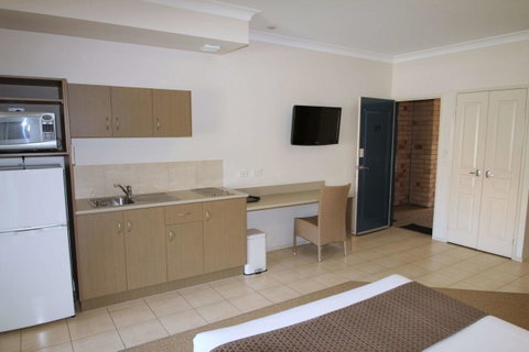 Midlander Motor Inn - Hotel Gold Coast 22