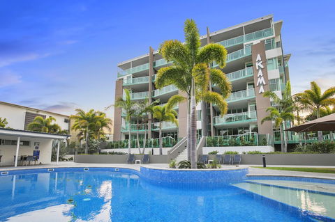 Akama Resort - Hotel Gold Coast 0