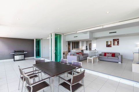 Akama Resort - Hotel Gold Coast 9
