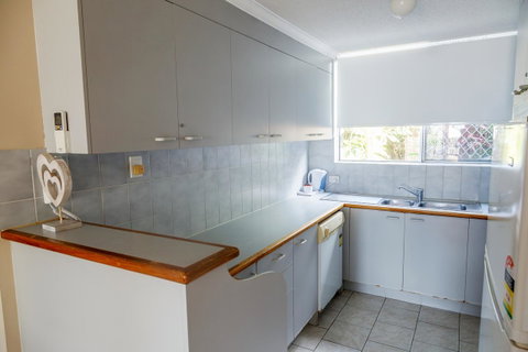Crystal Beachfront Apartments - Hotel Gold Coast 14