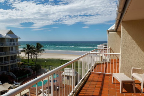 Crystal Beachfront Apartments - Hotel Gold Coast 4
