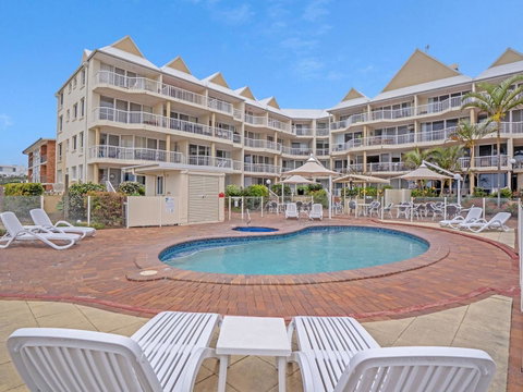 Crystal Beachfront Apartments - Hotel Gold Coast 34