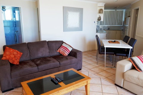 Crystal Beachfront Apartments - Hotel Gold Coast 32