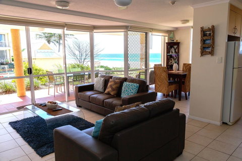 Crystal Beachfront Apartments - Hotel Gold Coast 16