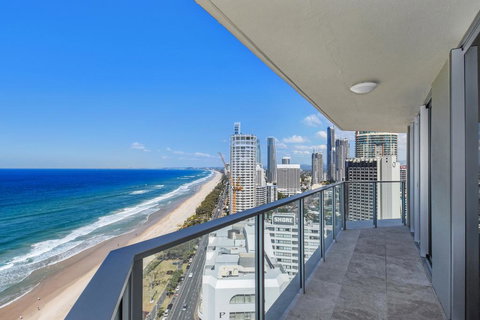 Surf 150 - Hotel Gold Coast 2