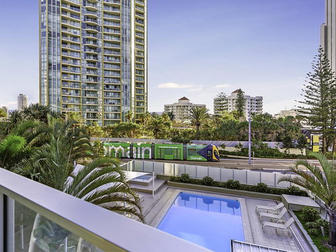 Surf 150 - Hotel Gold Coast 39