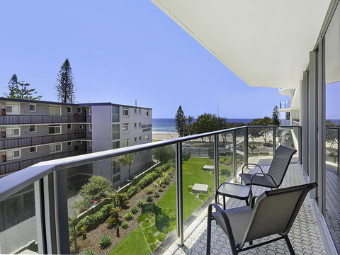 Surf 150 - Hotel Gold Coast 36