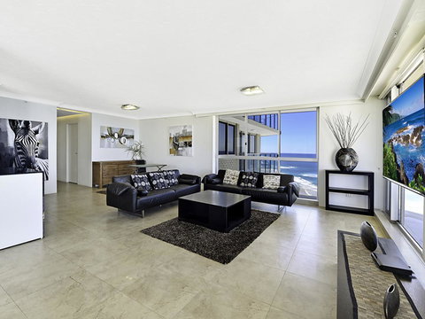 Surf 150 - Hotel Gold Coast 13