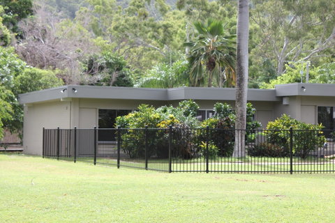 Arcadia Village Motel - Hotel Gold Coast 3