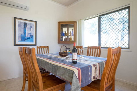 Keith\'s Place, 1 Of The 3 Most Popular Units On Bribie - Hotel Gold Coast 13