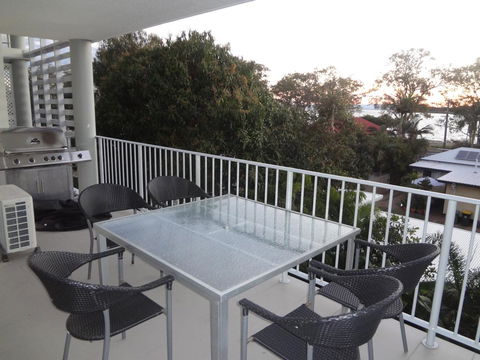 Keith's Sister - Hotel Gold Coast 32