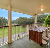 Immaculate Spacious Second Floor Unit Overlooking Pristine Parklands - Hotel Gold Coast
