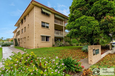 Immaculate Spacious Second Floor Unit Overlooking Pristine Parklands - Hotel Gold Coast 10