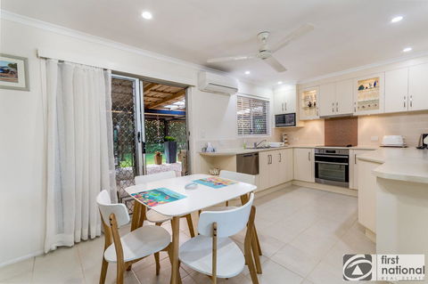 Kokomo, Thats Where We Want To Go - Bellara - Hotel Gold Coast 2